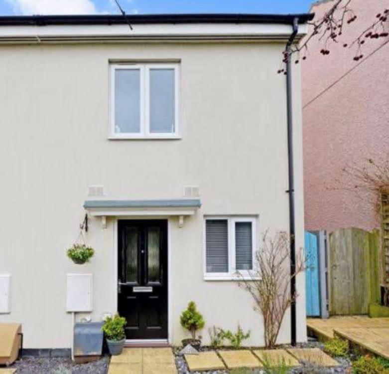 Sunny Family 4-Sleeper Near Newquays Top Beaches Newquay  Bagian luar foto